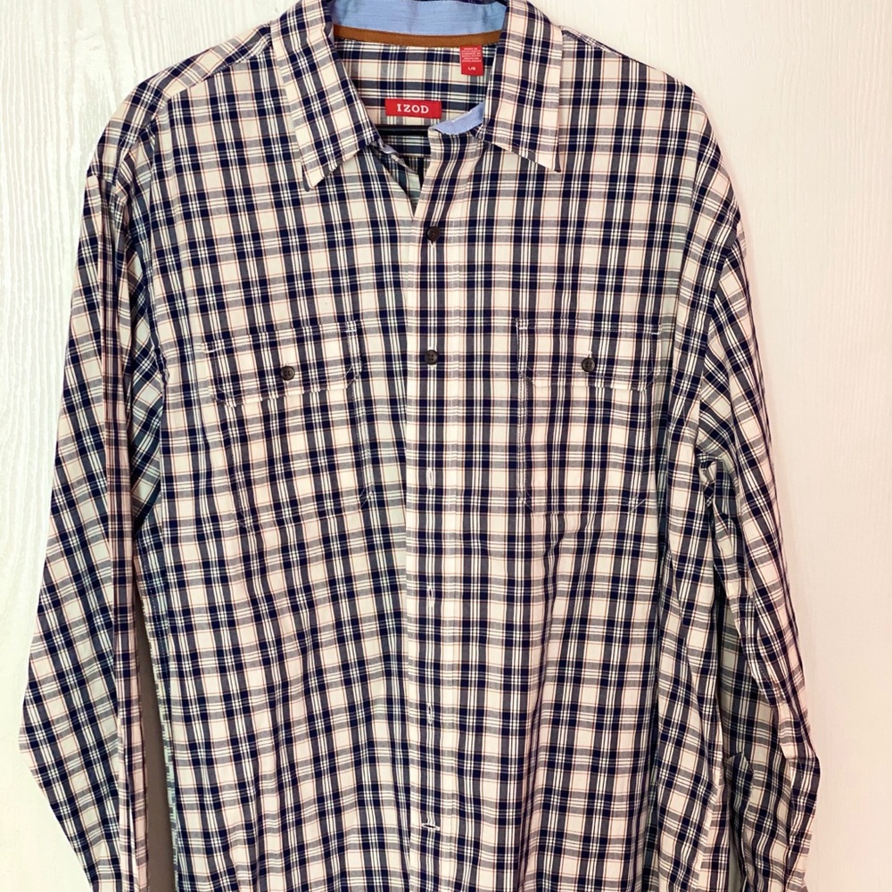 Izod Men’s Button Up Shirt